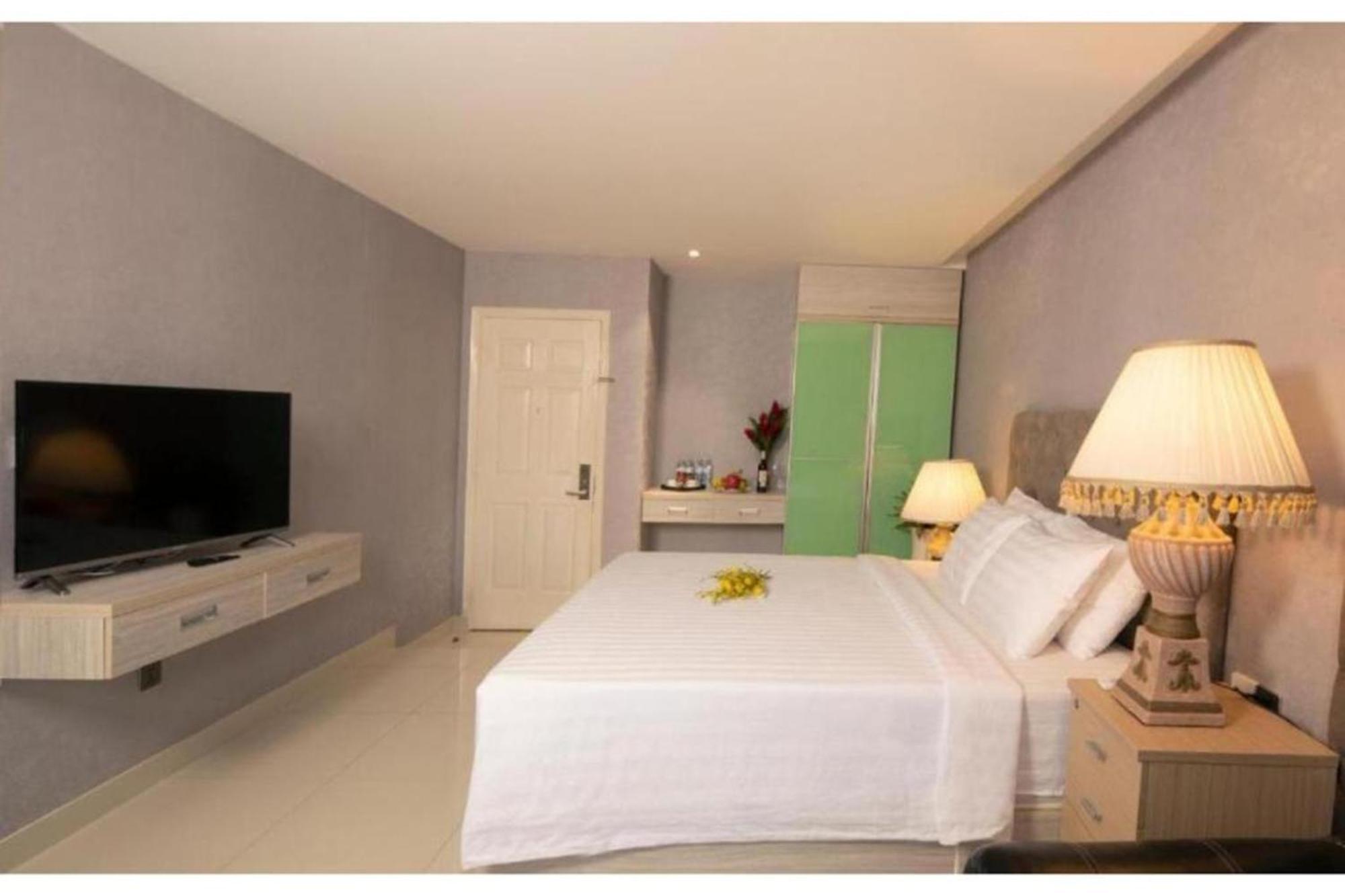 Collection O Sunshine Garden Hotel - Near Secc Ho Şi Min Dış mekan fotoğraf