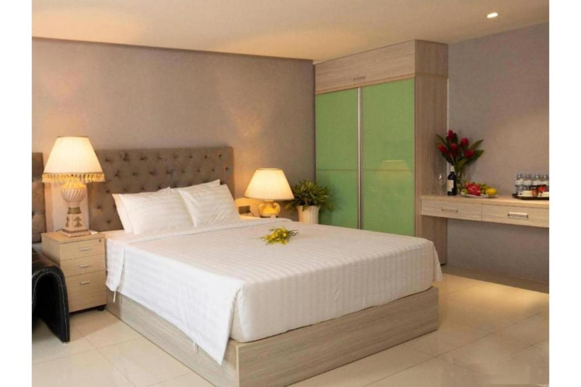 Collection O Sunshine Garden Hotel - Near Secc Ho Şi Min Dış mekan fotoğraf